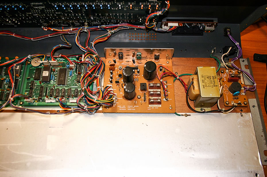 Roland Juno-106 Elektronik